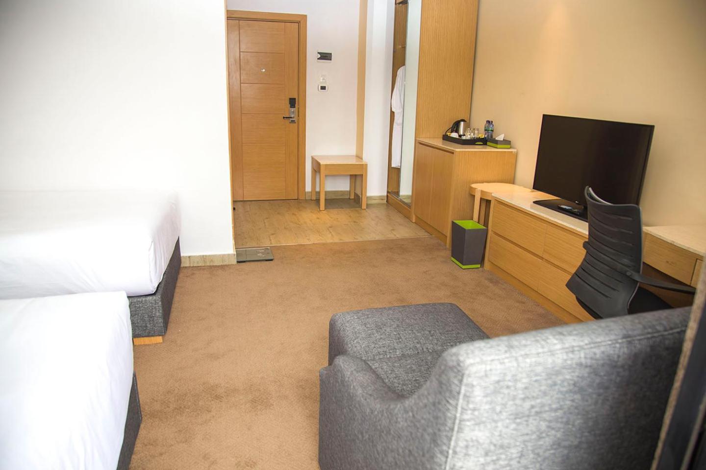 Vamos Addis Hotel Zewnętrze zdjęcie