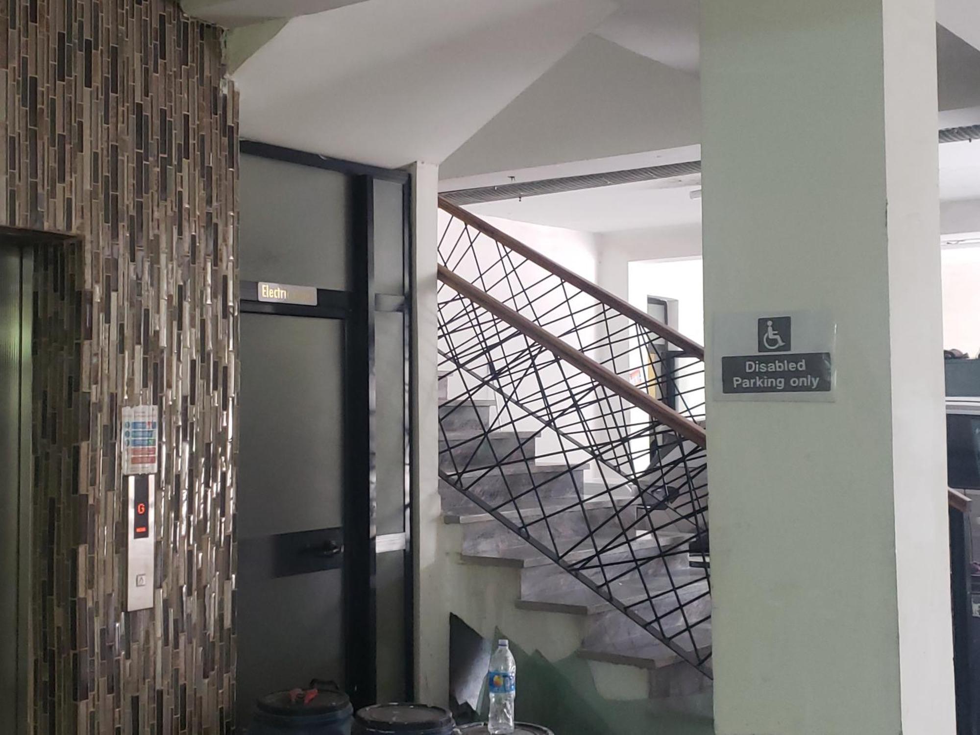 Vamos Addis Hotel Zewnętrze zdjęcie