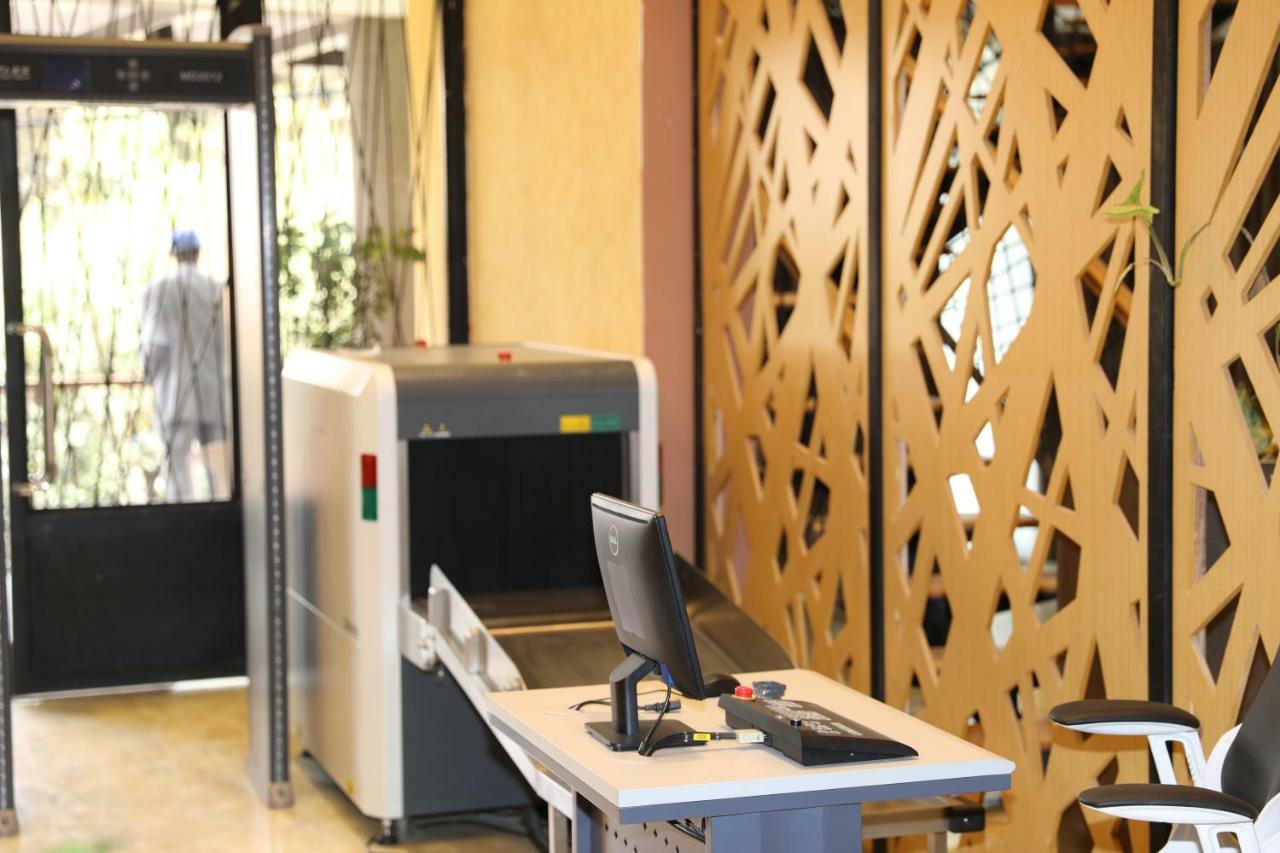 Vamos Addis Hotel Zewnętrze zdjęcie
