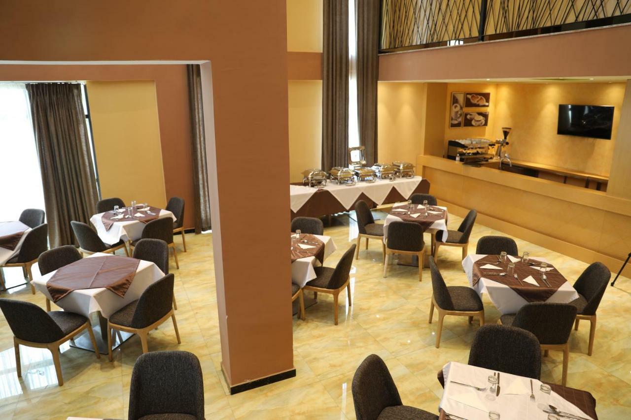 Vamos Addis Hotel Zewnętrze zdjęcie