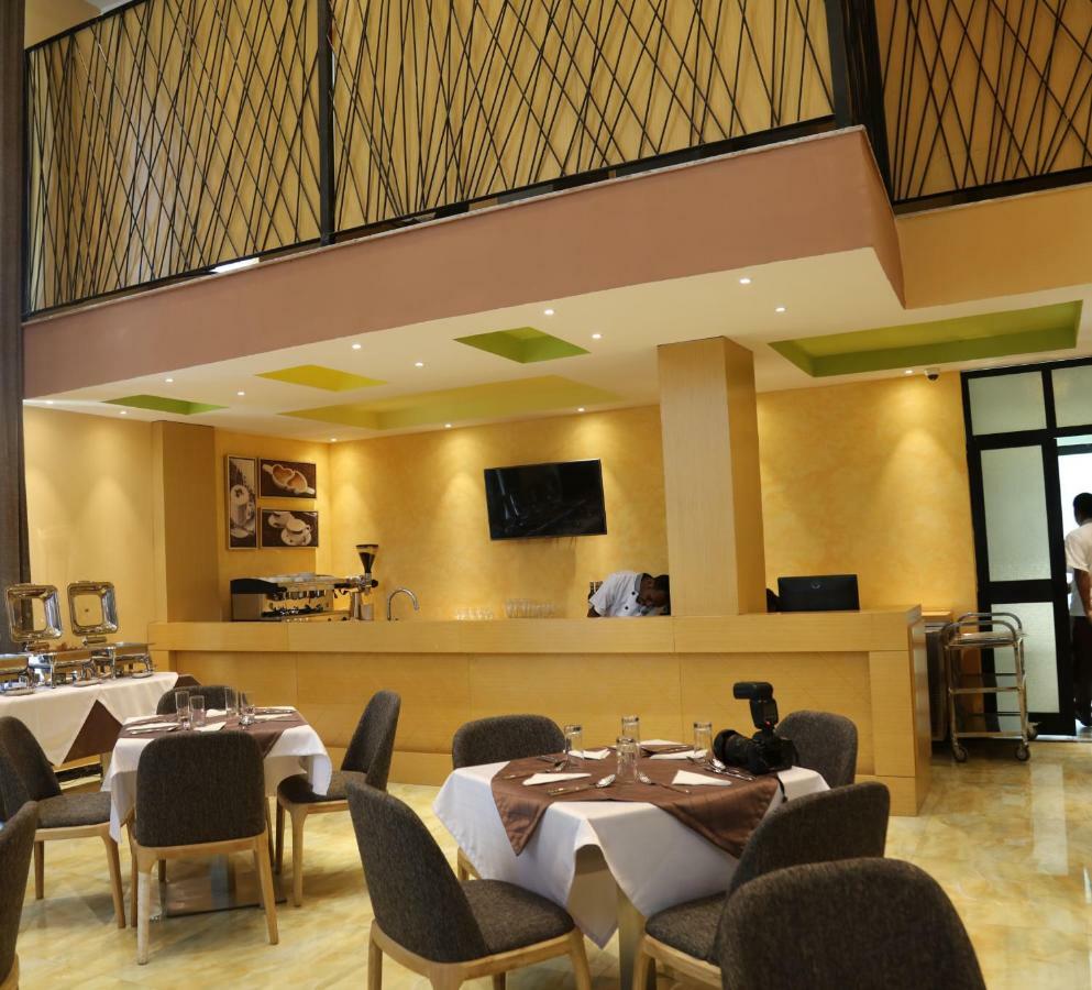 Vamos Addis Hotel Zewnętrze zdjęcie
