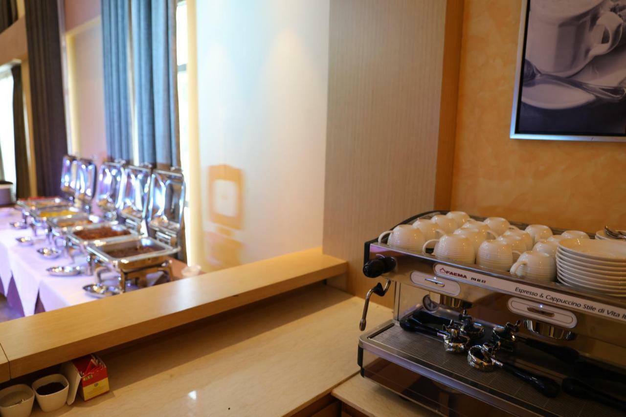 Vamos Addis Hotel Zewnętrze zdjęcie